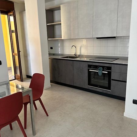 Stunning Deluxe Downtown Studio Busto Arsizio Exterior foto