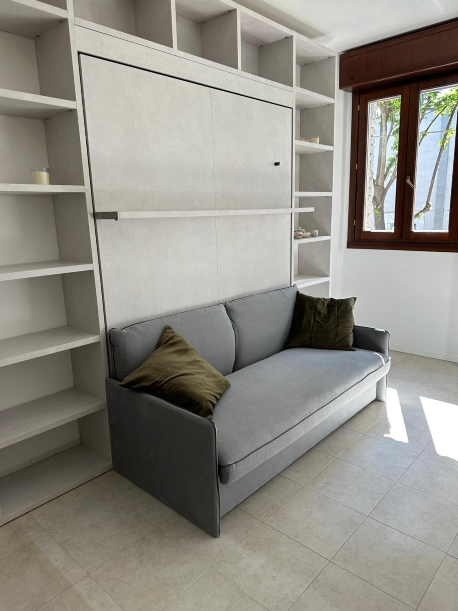 Stunning Deluxe Downtown Studio Busto Arsizio Exterior foto
